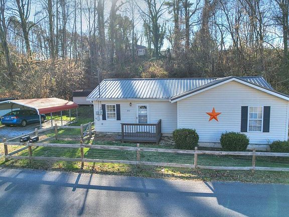 4th image of 520 Meadow Brook Ave