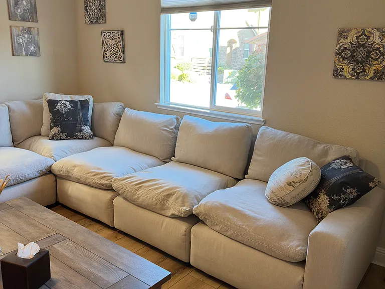 114 Huddlestone Cir — Photo 4