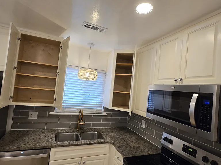 2515 Arkansas Ave #A — Photo 6
