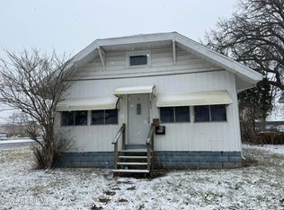 823 Nicholas St, Defiance, OH 43512