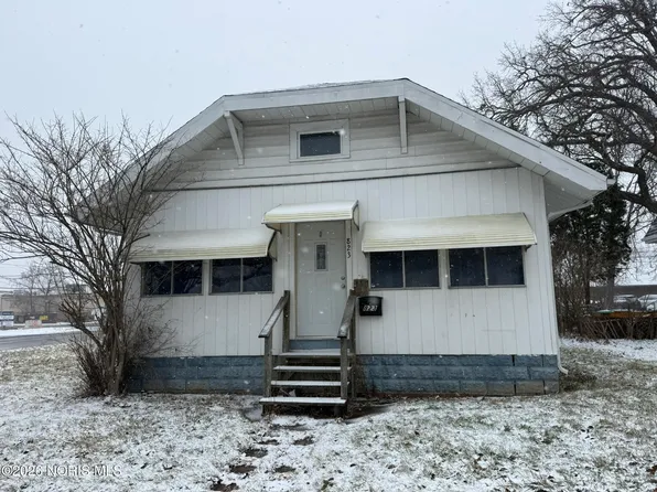 823 Nicholas St, Defiance, OH 43512