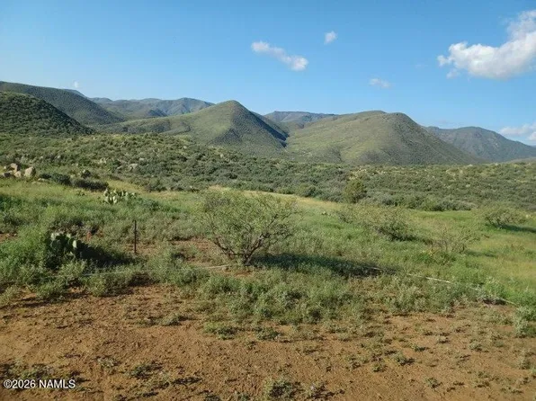 5668 S Miners Pick Rd, Humboldt, AZ 86329