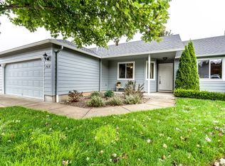 768 Blue Jay Loop, Creswell, OR 97426