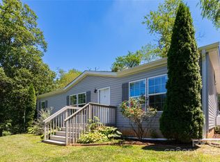 27 Carolina Mountain Dr, Candler, NC 28715