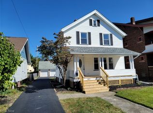 2073 Lincoln Ave, Lakewood, OH