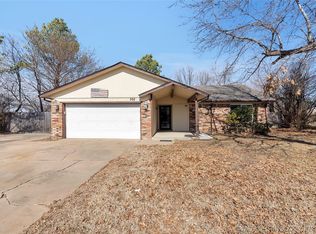 502 E Spring St, Collinsville, OK 74021