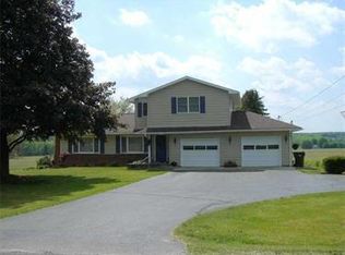 4221 Seneca Rd, Sharpsville, PA 16150