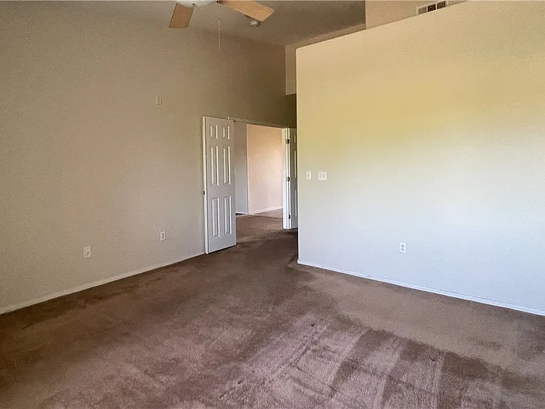 10500 Pine Pointe Ave #203 — Photo 6
