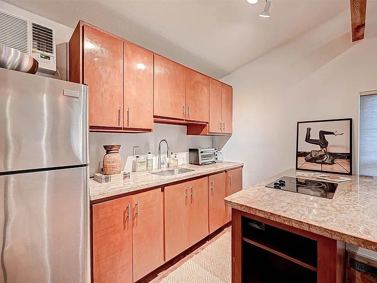 1612 W Alabama St #B — Photo 5