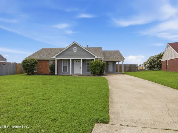 9043 Triple Crown Loop W, Southaven, MS 38671