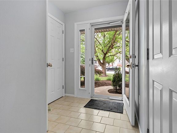 4th image of 1658 Pinewind Dr