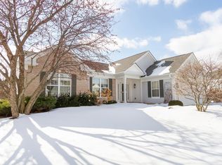 13681 Dakota Fields Dr, Huntley, IL 60142