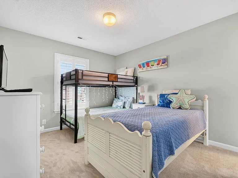4 Oleander Ln — Photo 27