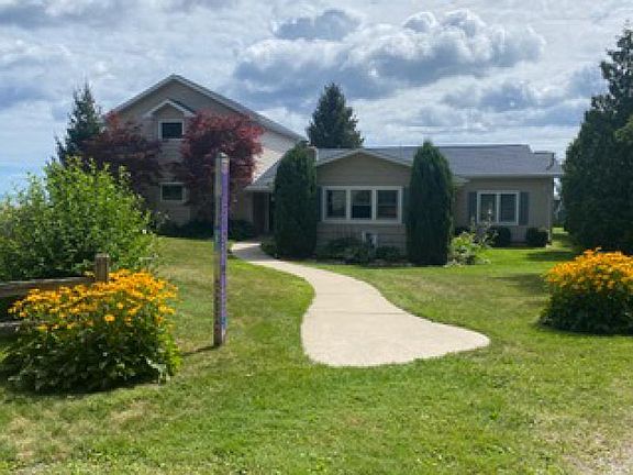 3rd image of 6170 Ridge Rd