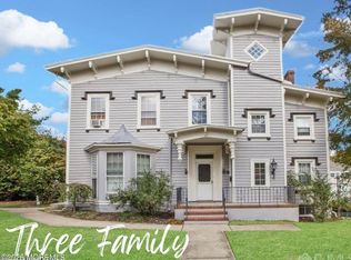 27 Spring St, Freehold, NJ 07728