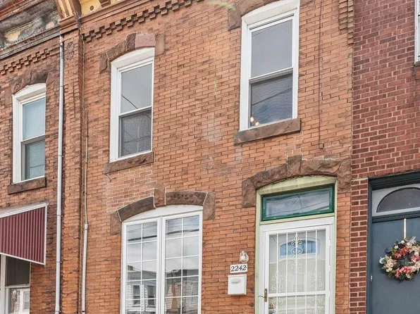 2242 Moore St, Philadelphia, PA 19145