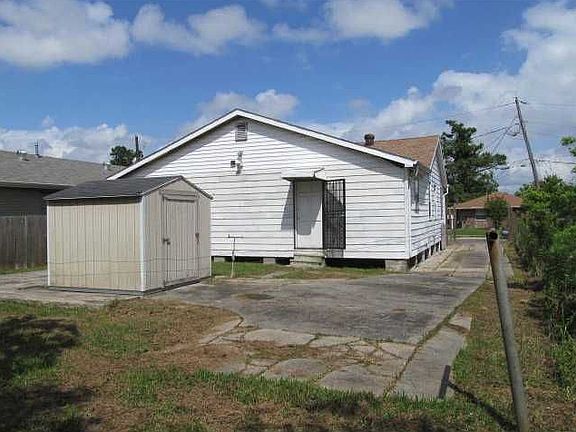 4th image of 1739 Elizardi Blvd