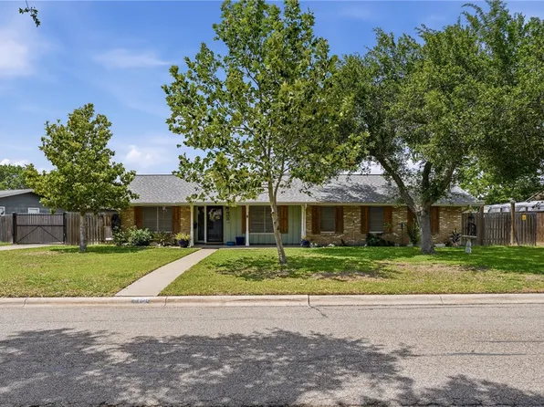 143 N Janin Cir, Portland, TX 78374