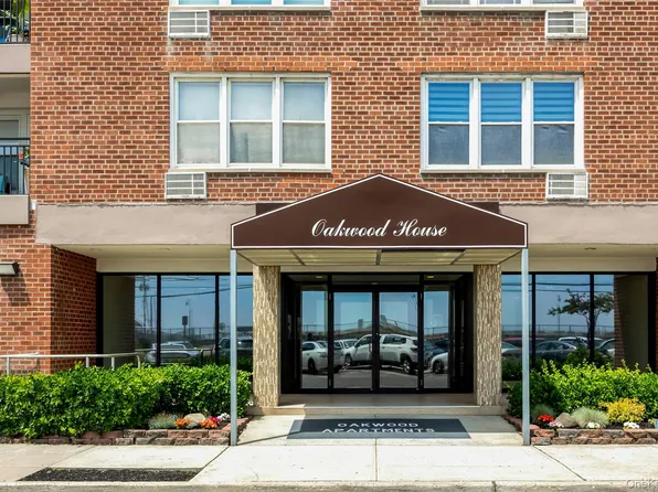 1 East Broadway #2N, Long Beach, NY 11561
