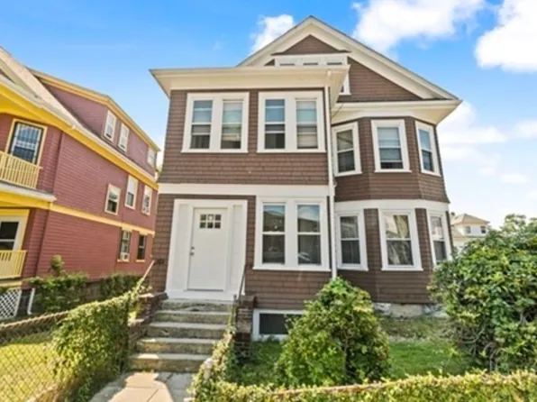 57 Stratton St, Dorchester, MA 02124