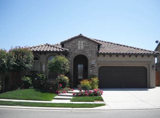 1467 E Via Marbella Dr, Fresno, CA