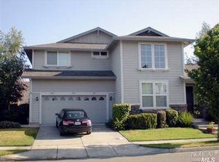 1194 Pedroncelli Dr, Windsor, CA 95492