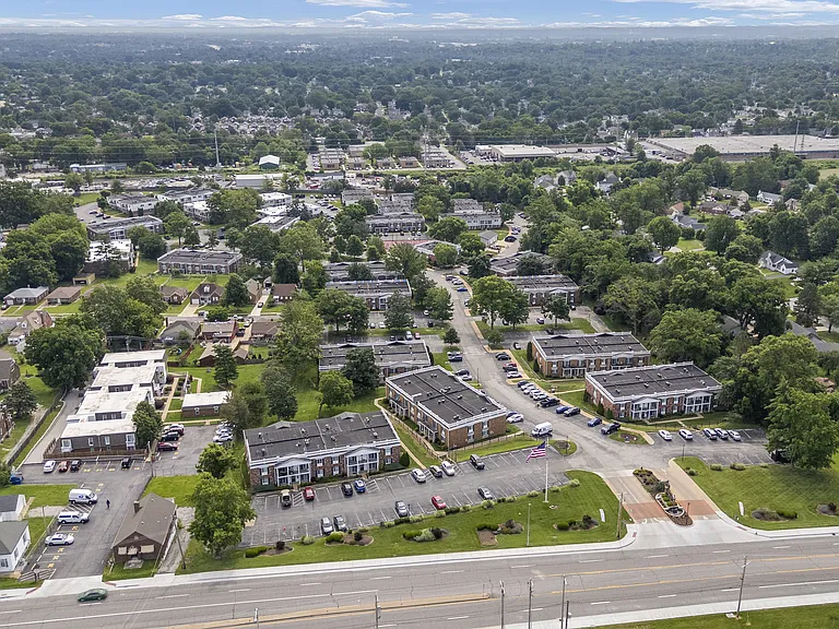 Easy Access to MR-21 and Gravois Road