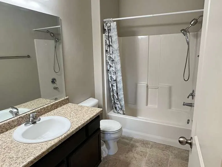 203 E Jordan Ridge Blvd #209 — Photo 8