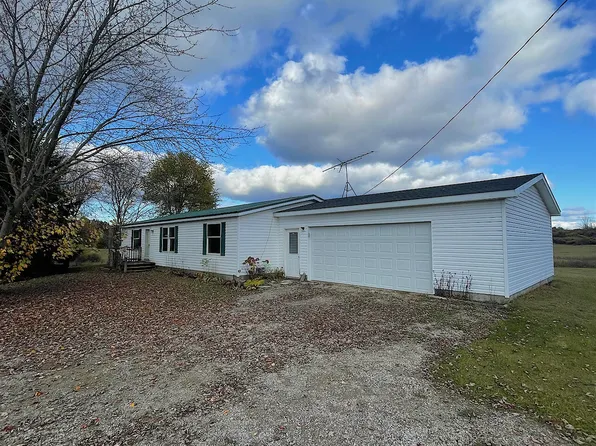 5493 S Porter Rd, Onaway, MI 49765