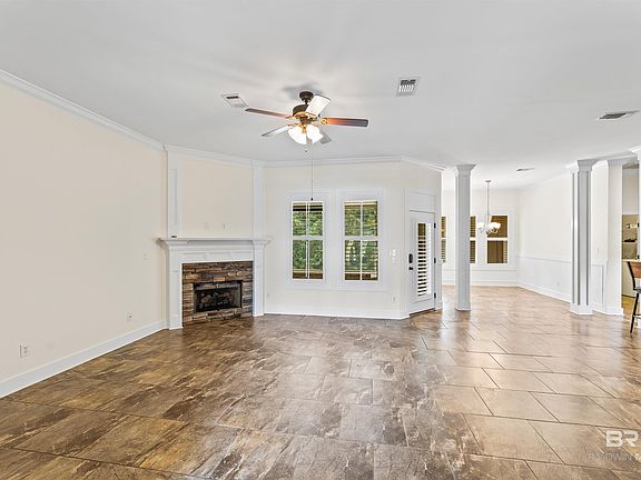 5th image of 32733 Curlew Ct