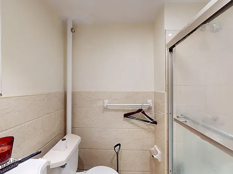 41 W 46th St #3B — Photo 10