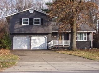 241 Jaycox Rd, Avon Lake, OH 44012