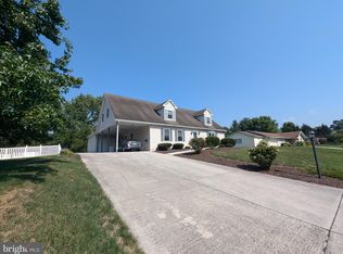 111 Rodes Ave, Gettysburg, PA 17325