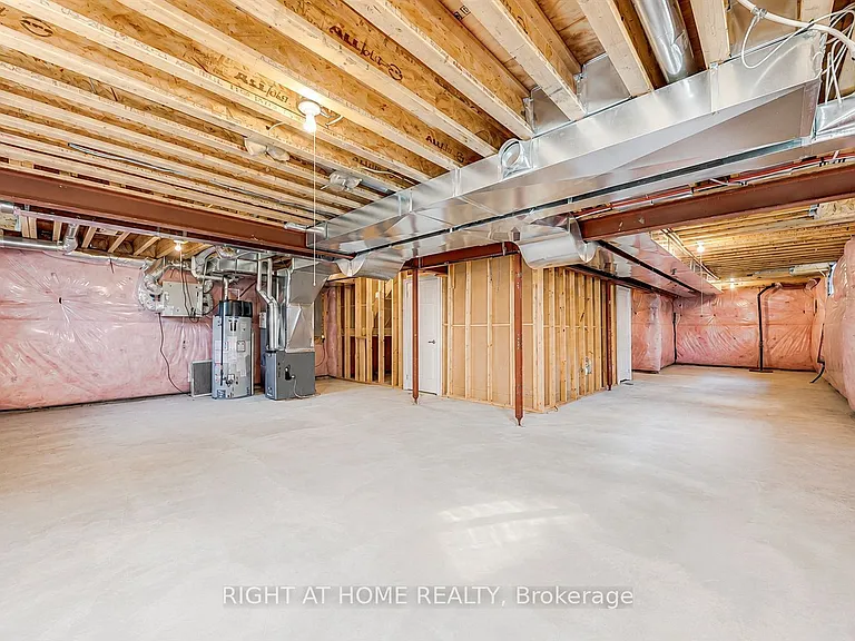8 Pearl St — Photo 31