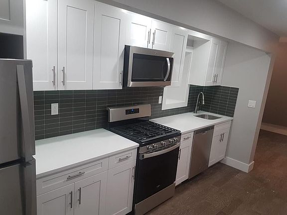 3rd image of 153 E 103rd St #1