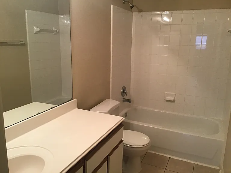 5602 Darby Square Trl — Photo 14