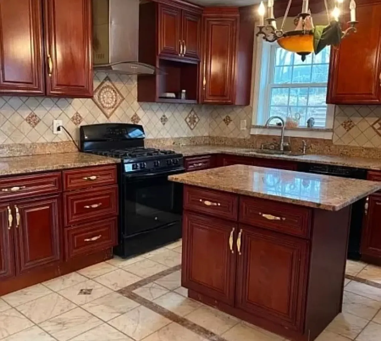 1 bed, 1.5 bath, 4644 sqft, $1,500 — Photo 2