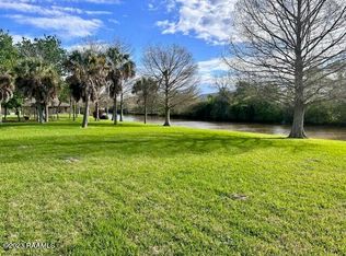 1010 Rue De La Riviere, Abbeville, LA 70510