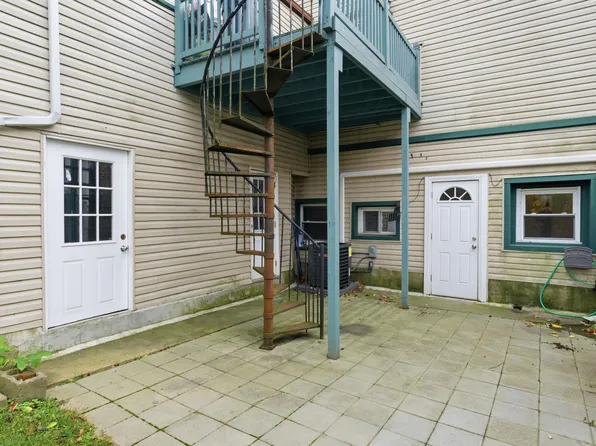 71 East 22nd Street image 13 of 25