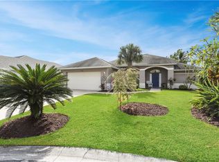 3700 Kent Dr, Naples, FL 34112