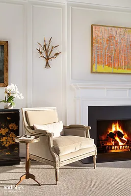 Sold by Sotheby's International Realty | media 15