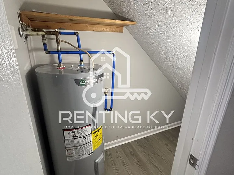 104 Strawberry Ln — Photo 10