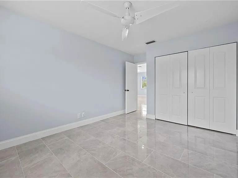 260 NW 19th St #290 — Photo 18
