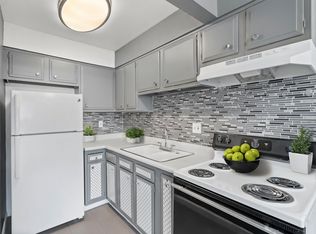 3164 W Colorado Ave APT 15, Colorado Springs, CO 80904