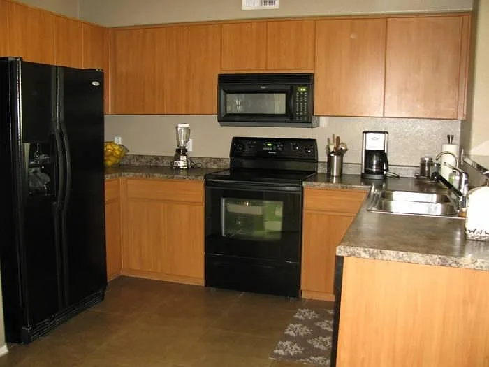 14250 W Wigwam Blvd — Photo 2