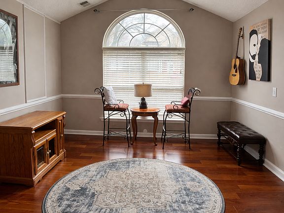 sunroom next to front entrance