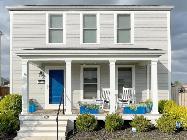 4018 Marais Temps Clair Dr, Saint Charles, MO 63301