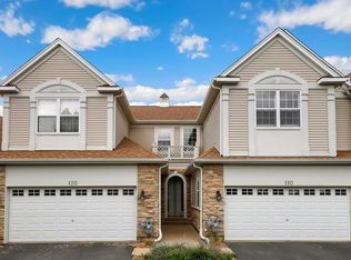 110 Katrina Ln, Algonquin, IL 60102