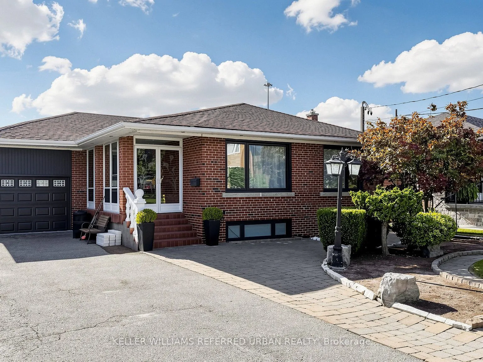 2 bed, $2,300 — Photo 1