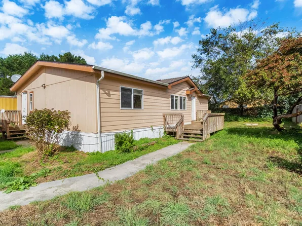 1105 Gassaway Rd, McKinleyville, CA 95519